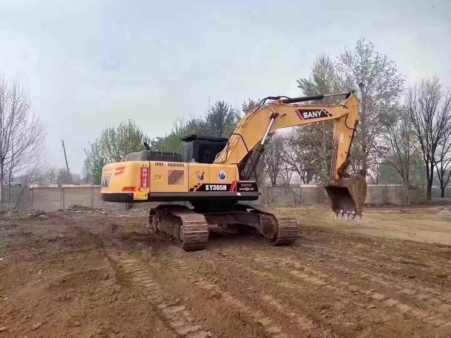 Buy Sany SY305C Used Excavator / 1