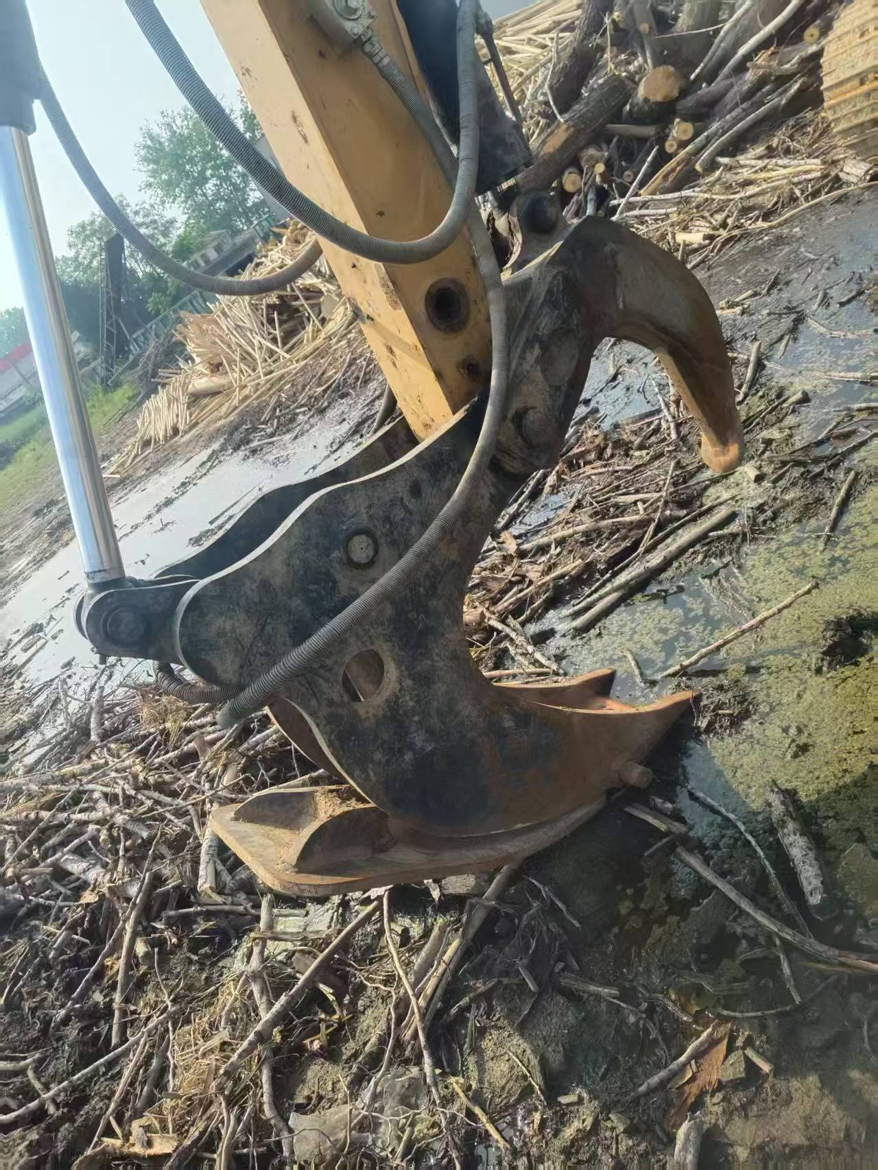 Buy Sany SY155C Used Excavator / 4 Buy Sany SY155C Used Excavator / 4