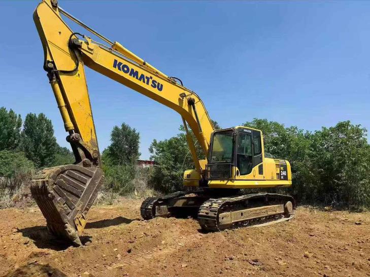 Buy Komatsu PC240-6 Used Excavator / 1