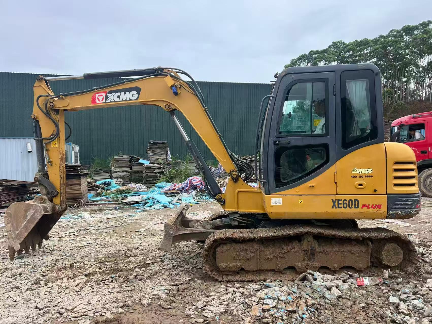 Buy XCMG XE60 Used Excavator / 2