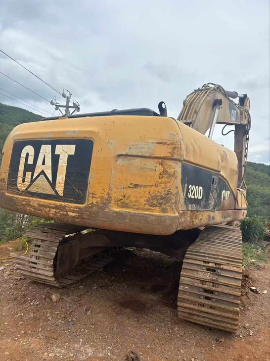 Buy Caterpillar 320D Used Excavator / 1