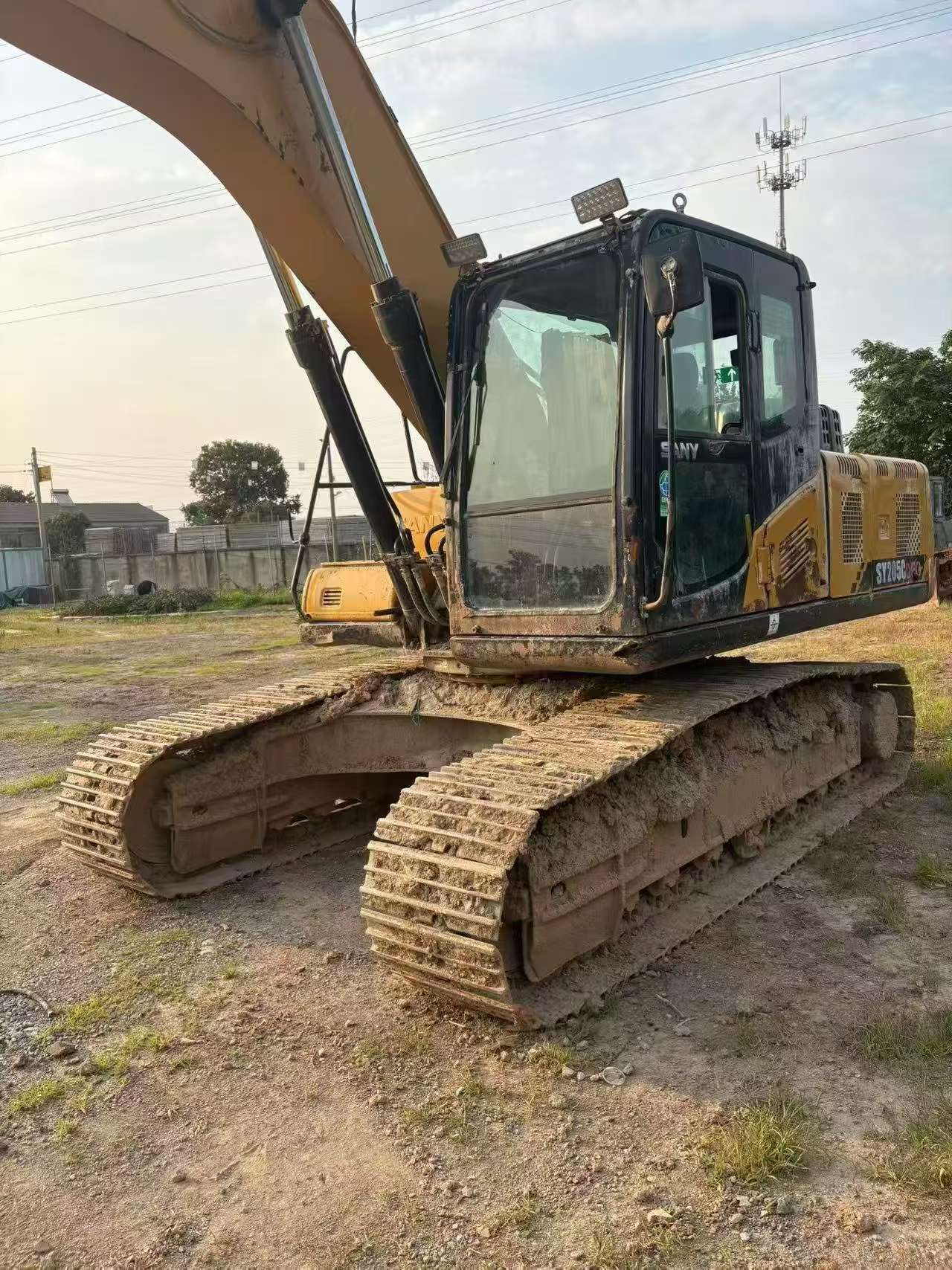 Buy Sany SY205C Used Excavator / 9