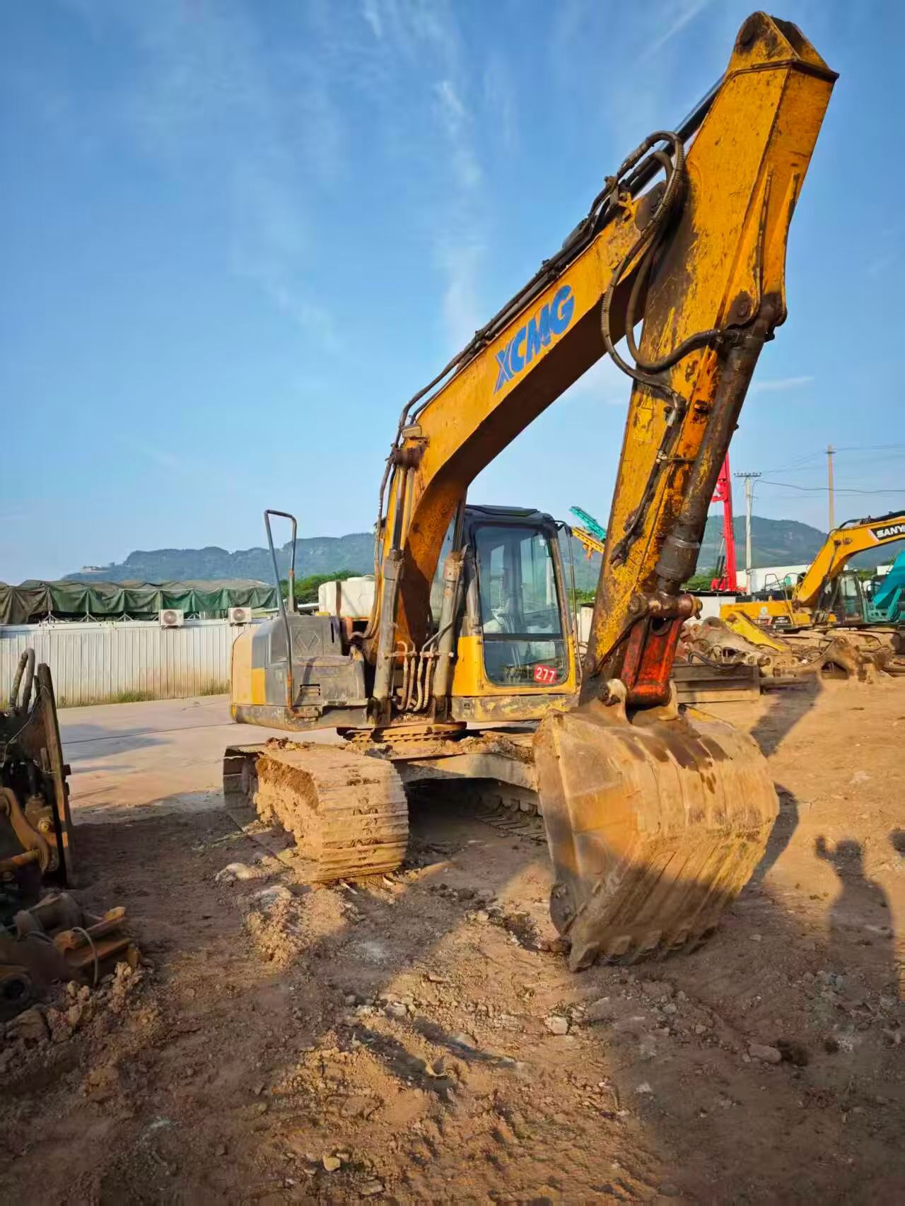 Buy XCMG XE150 Used Excavator / 2