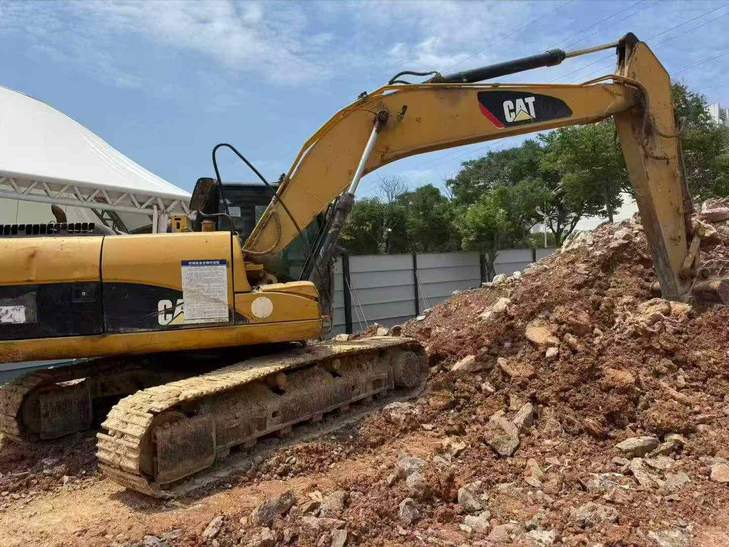 Buy Caterpillar 320A Used Excavator / 1