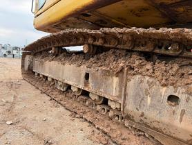 Buy Komatsu PC200-7 Used Excavator / 9 Buy Komatsu PC200-7 Used Excavator / 9
