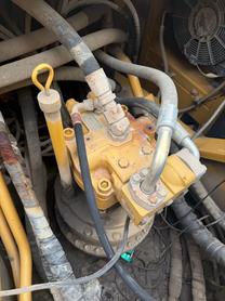 Buy Caterpillar 330B Used Excavator / 8 Buy Caterpillar 330B Used Excavator / 8