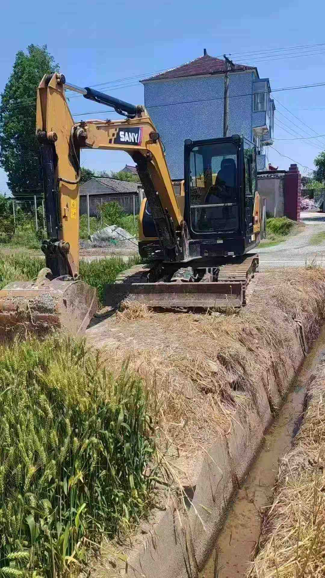 Buy Sany SY60 Used Excavator / 2