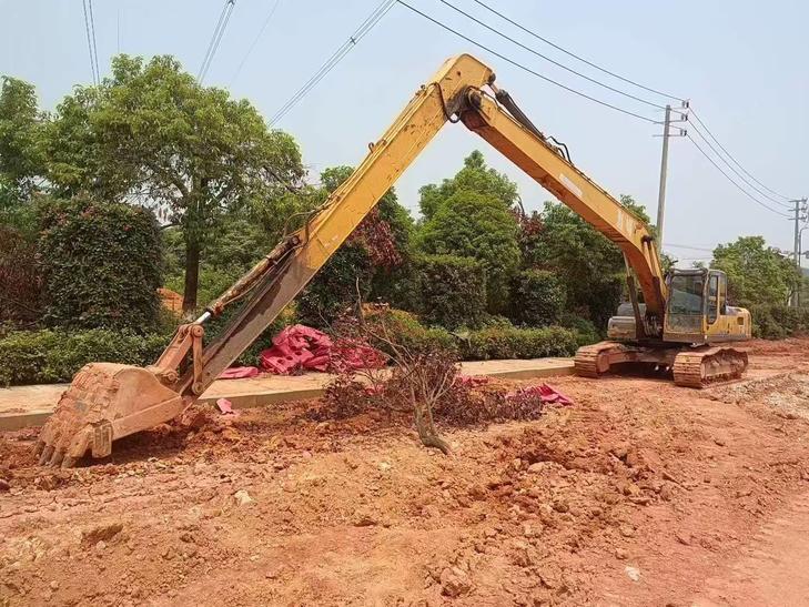 Buy XCMG XE270DK Used Excavator / 1