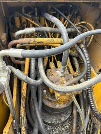 Buy Caterpillar 320D Used Excavator / 8 Buy Caterpillar 320D Used Excavator / 8