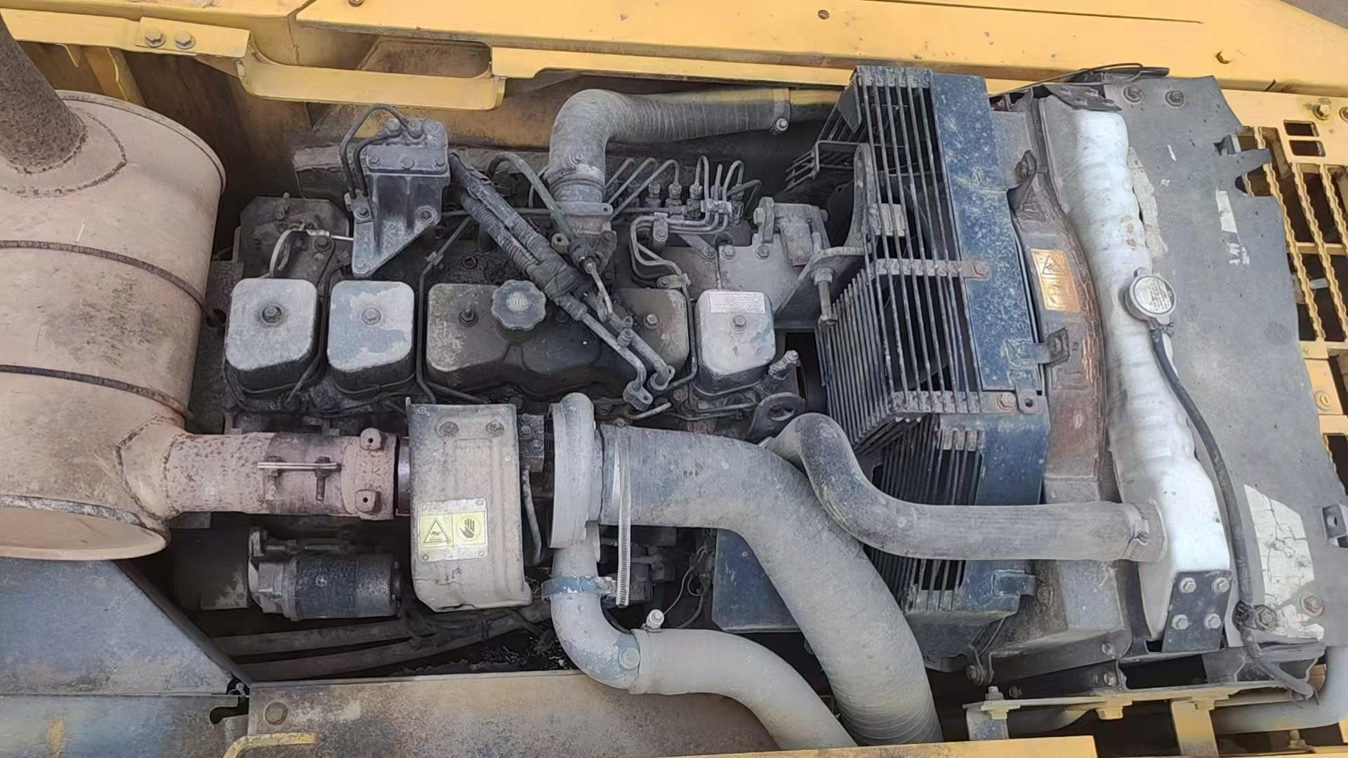 Buy Komatsu PC200 Used Excavator / 9