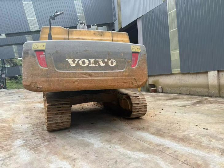 Buy Volvo EC350D Used Excavator / 1