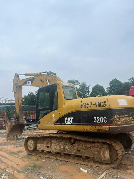 Buy Caterpillar 320C Used Excavator / 1