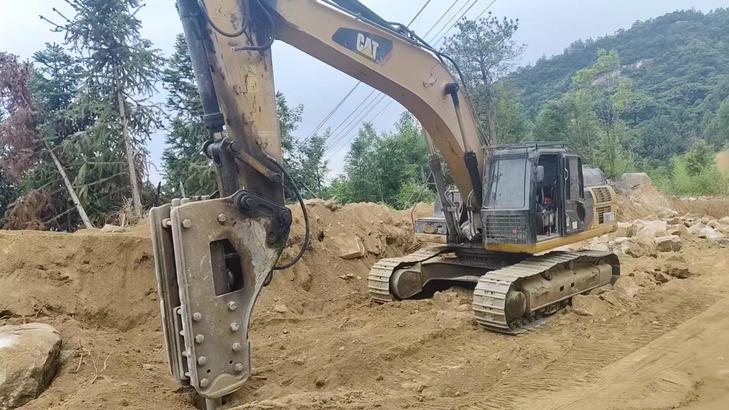 Buy Caterpillar 336E Used Excavator / 1