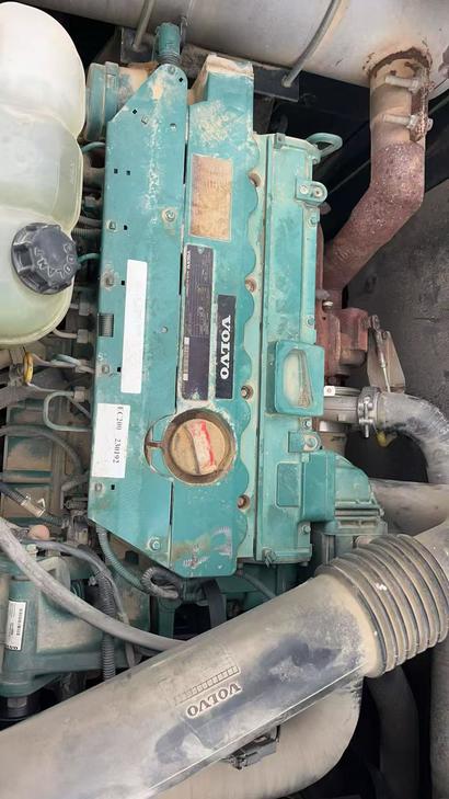Buy Volvo EC200 Used Excavator / 1