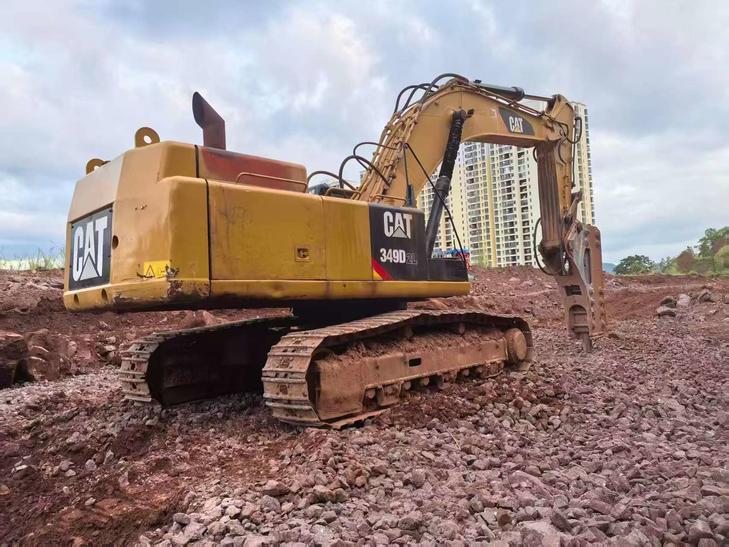 Buy Caterpillar 349E Used Excavator / 1
