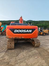 Buy Doosan DX260LC Used Excavator / 2 Buy Doosan DX260LC Used Excavator / 2