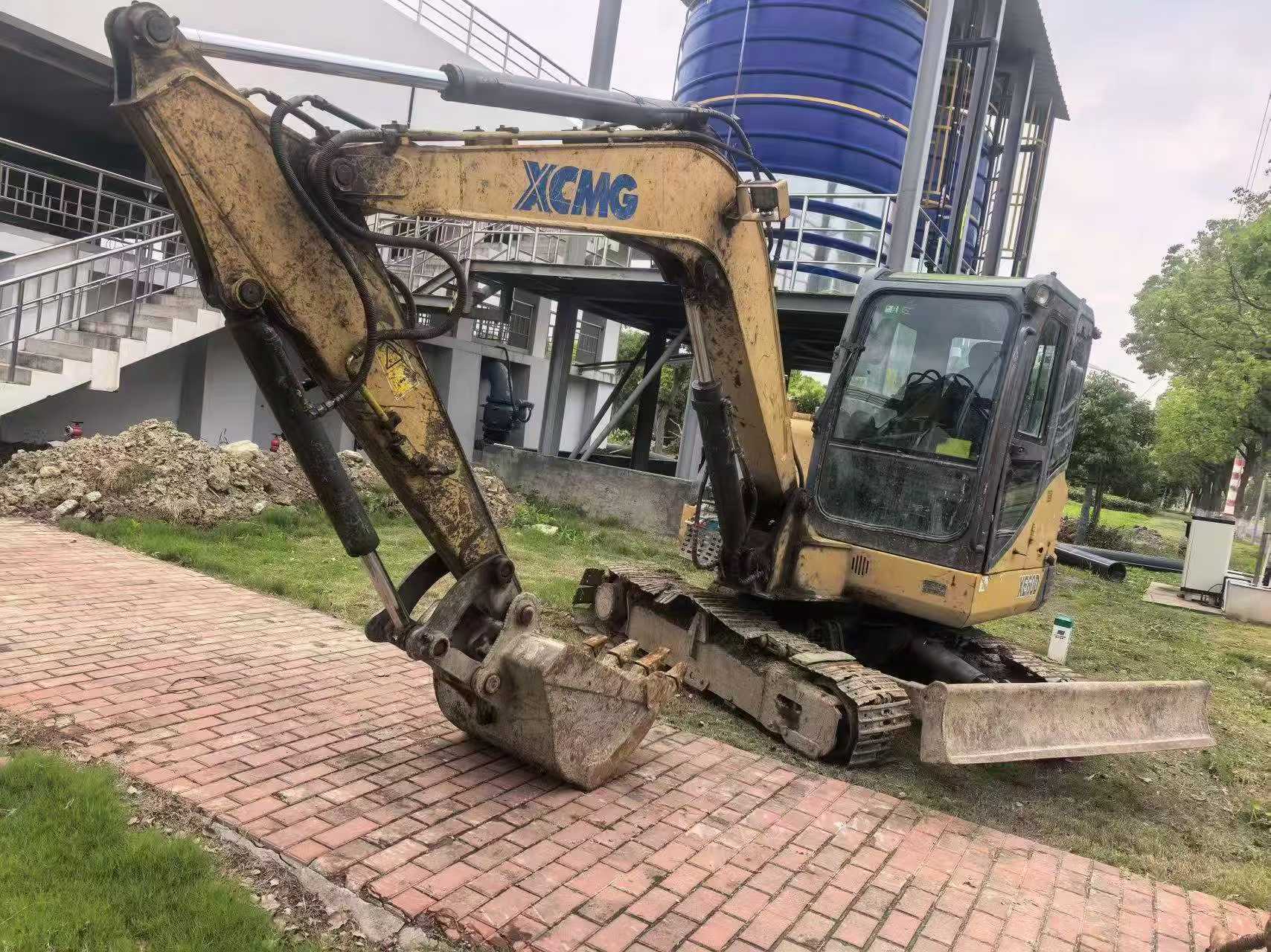 Buy XCMG XE60 Used Excavator / 4