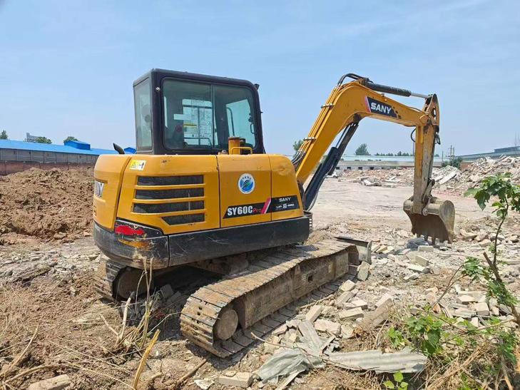 Buy Sany SY60 Used Excavator / 1