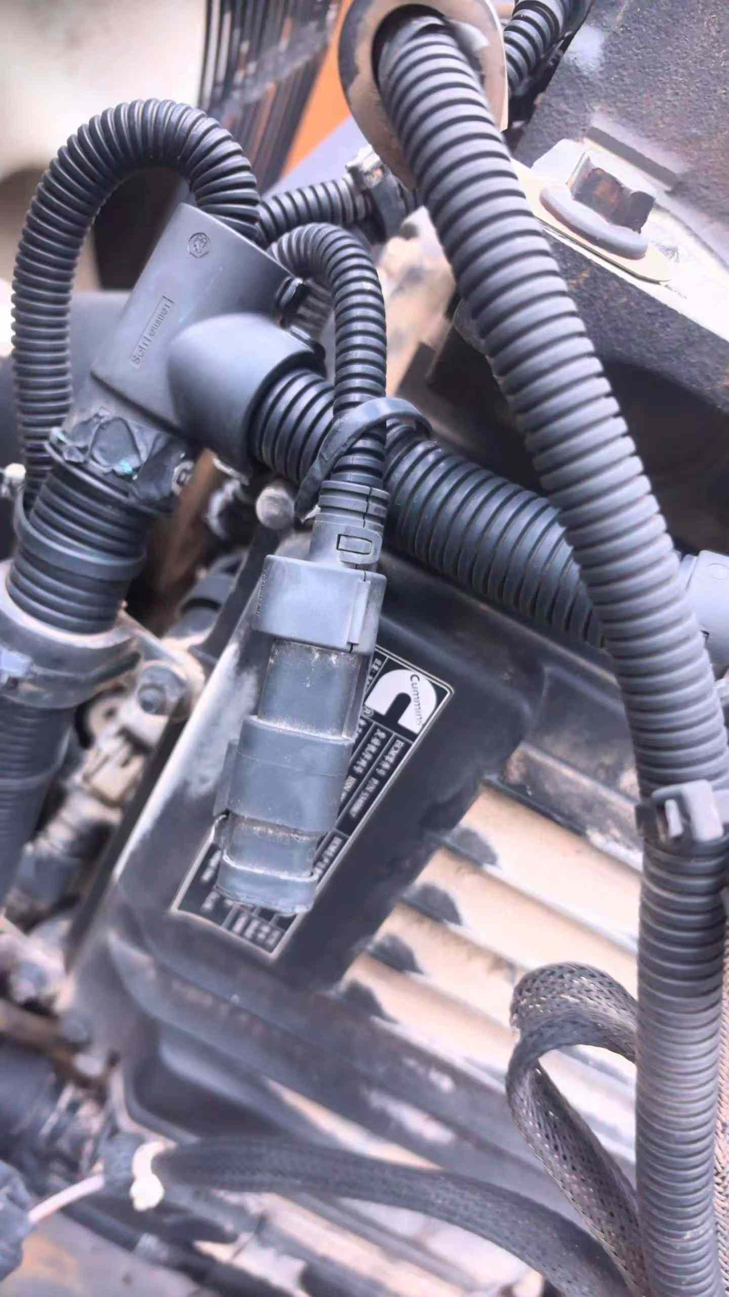 Buy Hyundai R215-7 Used Excavator / 5