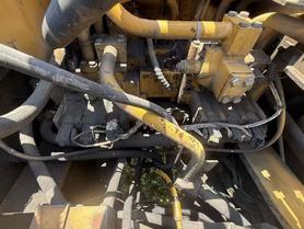 Buy Caterpillar 374D Used Excavator / 3 Buy Caterpillar 374D Used Excavator / 3