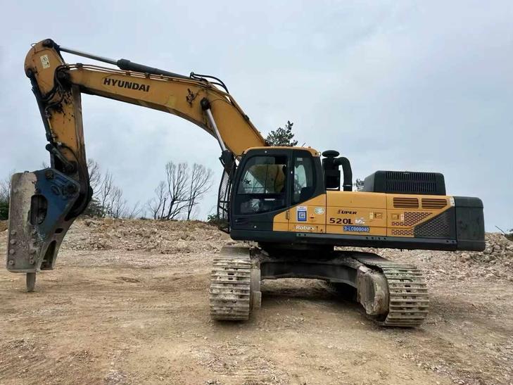 Buy Hyundai R485LVS Used Excavator / 1