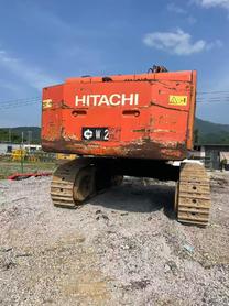 Buy Hitachi ZX670LC-5B Used Excavator / 2 Buy Hitachi ZX670LC-5B Used Excavator / 2