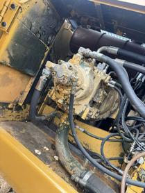 Buy Caterpillar 320V2 Used Excavator / 7 Buy Caterpillar 320V2 Used Excavator / 7