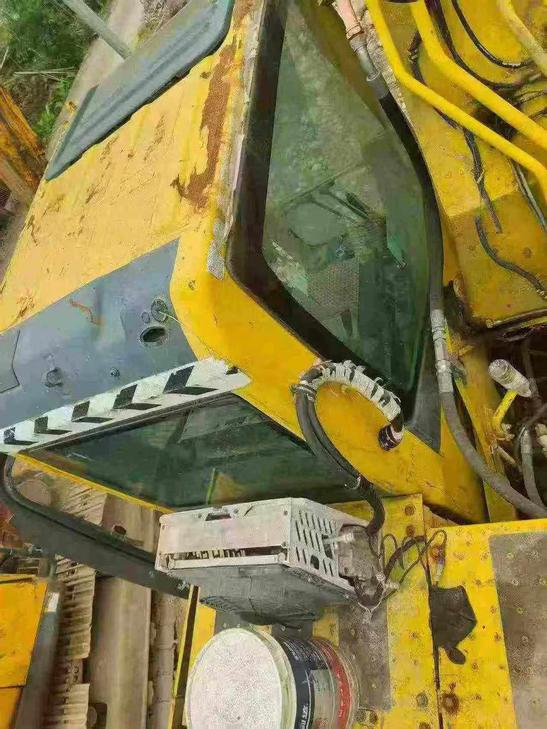 Buy Komatsu PC200-8N1 Used Excavator / 1