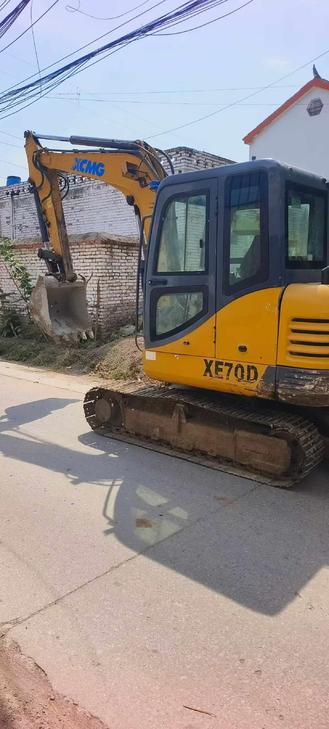Buy XCMG XE60 Used Excavator / 1