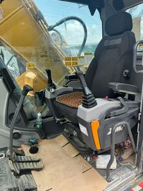 Buy XCMG XE200GH Used Excavator / 2 Buy XCMG XE200GH Used Excavator / 2