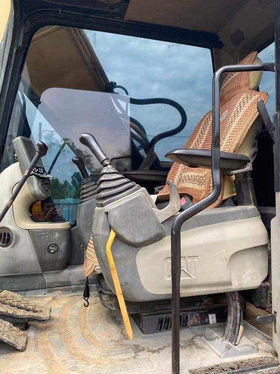 Buy Caterpillar M318 Used Excavator / 1