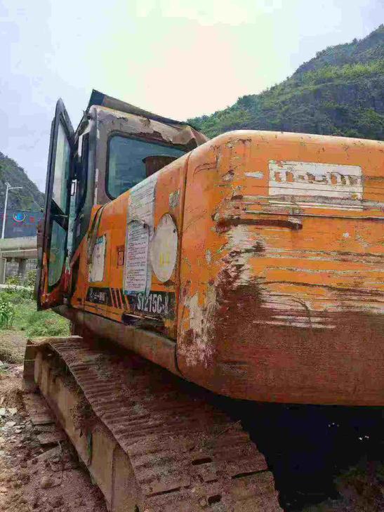 Buy Sany SY215C Used Excavator / 1