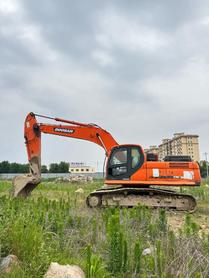 Buy Doosan DX260LC Used Excavator / 3 Buy Doosan DX260LC Used Excavator / 3