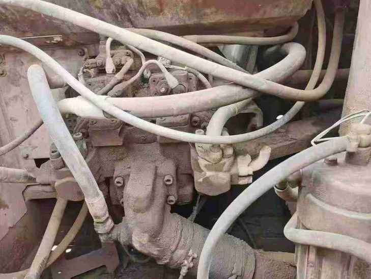 Buy Hitachi EX240-3 Used Excavator / 1