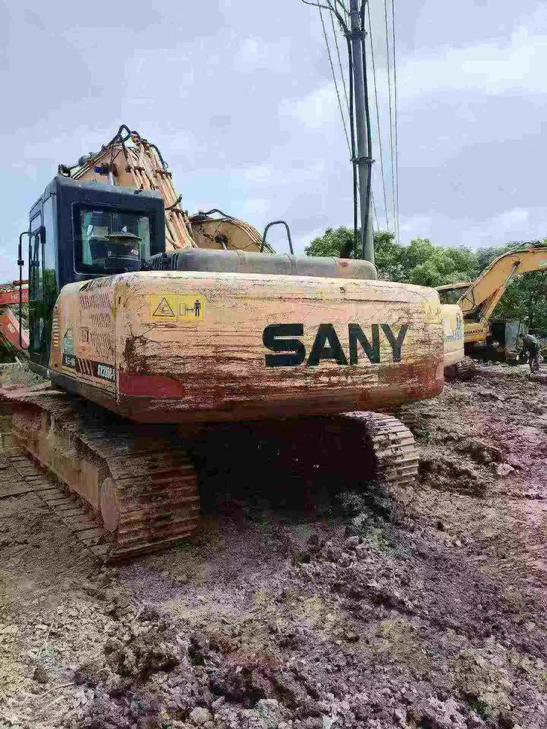 Buy Sany SY215C Used Excavator / 1