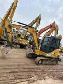 Buy XCMG XE60 Used Excavator / 4 Buy XCMG XE60 Used Excavator / 4