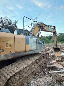 Buy XCMG XE200 Used Excavator / 2 Buy XCMG XE200 Used Excavator / 2