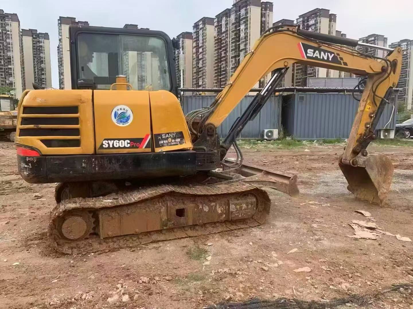 Купить Подержанный Экскаватор Komatsu PC220-1 / 2