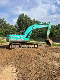 Buy Kobelco SK210 Used Excavator / 3 Buy Kobelco SK210 Used Excavator / 3