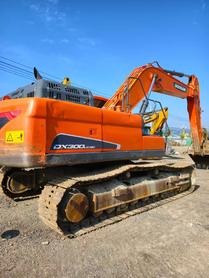 Buy Doosan S300 Used Excavator / 2 Buy Doosan S300 Used Excavator / 2