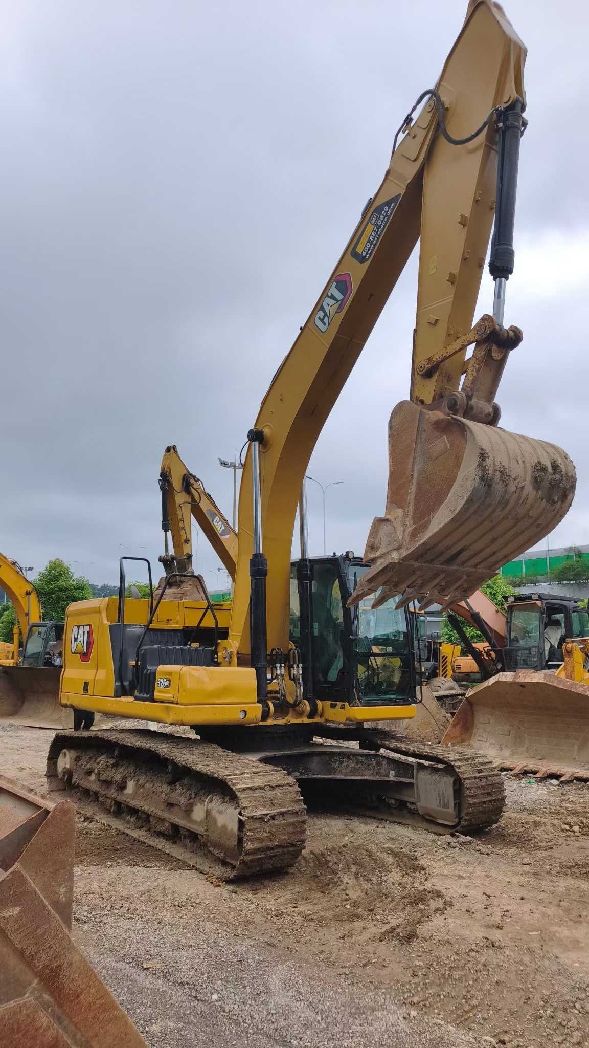 Buy Caterpillar 326DL Used Excavator / 2