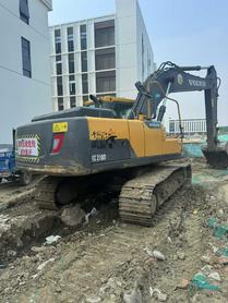 Buy Volvo EC210D Used Excavator / 3 Buy Volvo EC210D Used Excavator / 3