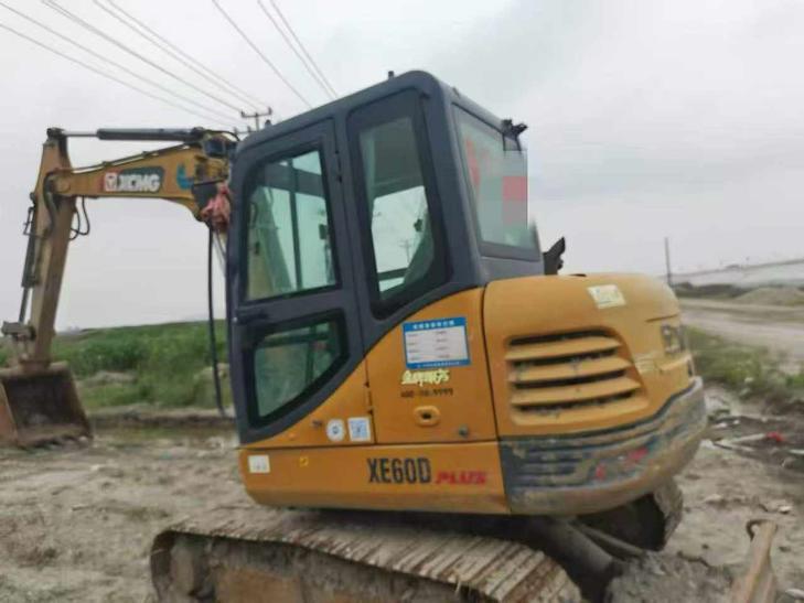 Buy XCMG XE60 Used Excavator / 1
