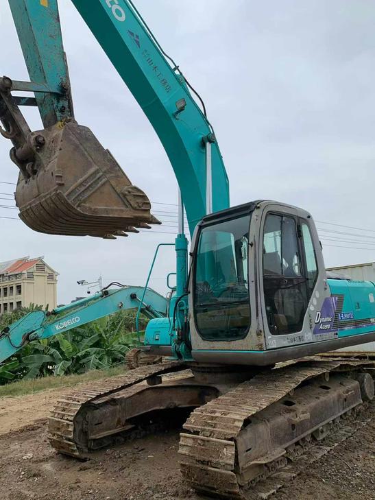 Buy Kobelco SK200-9 Used Excavator / 1