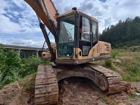 Buy Sany SY205C-8 Used Excavator / 3 Buy Sany SY205C-8 Used Excavator / 3