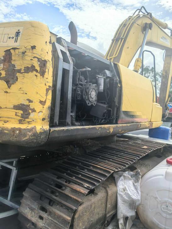 Buy Sumitomo SH240-3 Used Excavator / 1