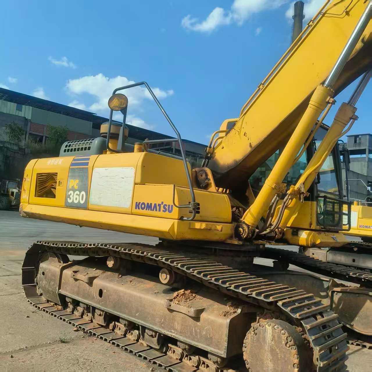 Buy Komatsu PC360-7 Used Excavator / 2