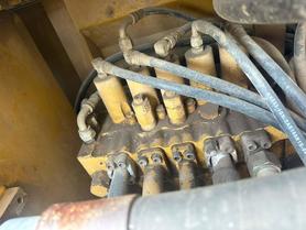 Buy Caterpillar 320D Used Excavator / 3 Buy Caterpillar 320D Used Excavator / 3
