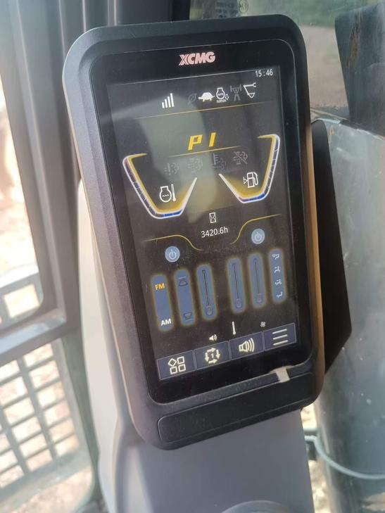 Buy XCMG XE135B Used Excavator / 1