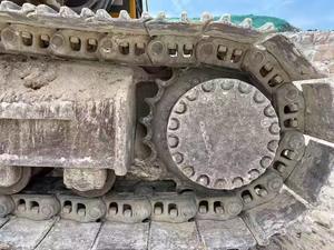 شراء Komatsu PC220-1 مستعمل حفارة شراء Komatsu PC220-1 مستعمل حفارة